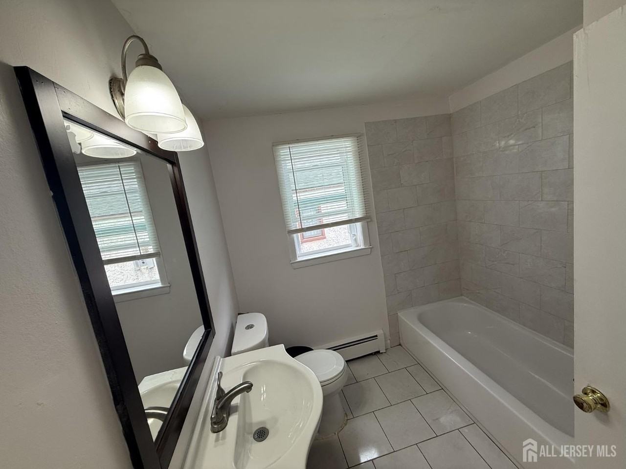 104 S Hyde Ave #2 - Photo 6 of 10