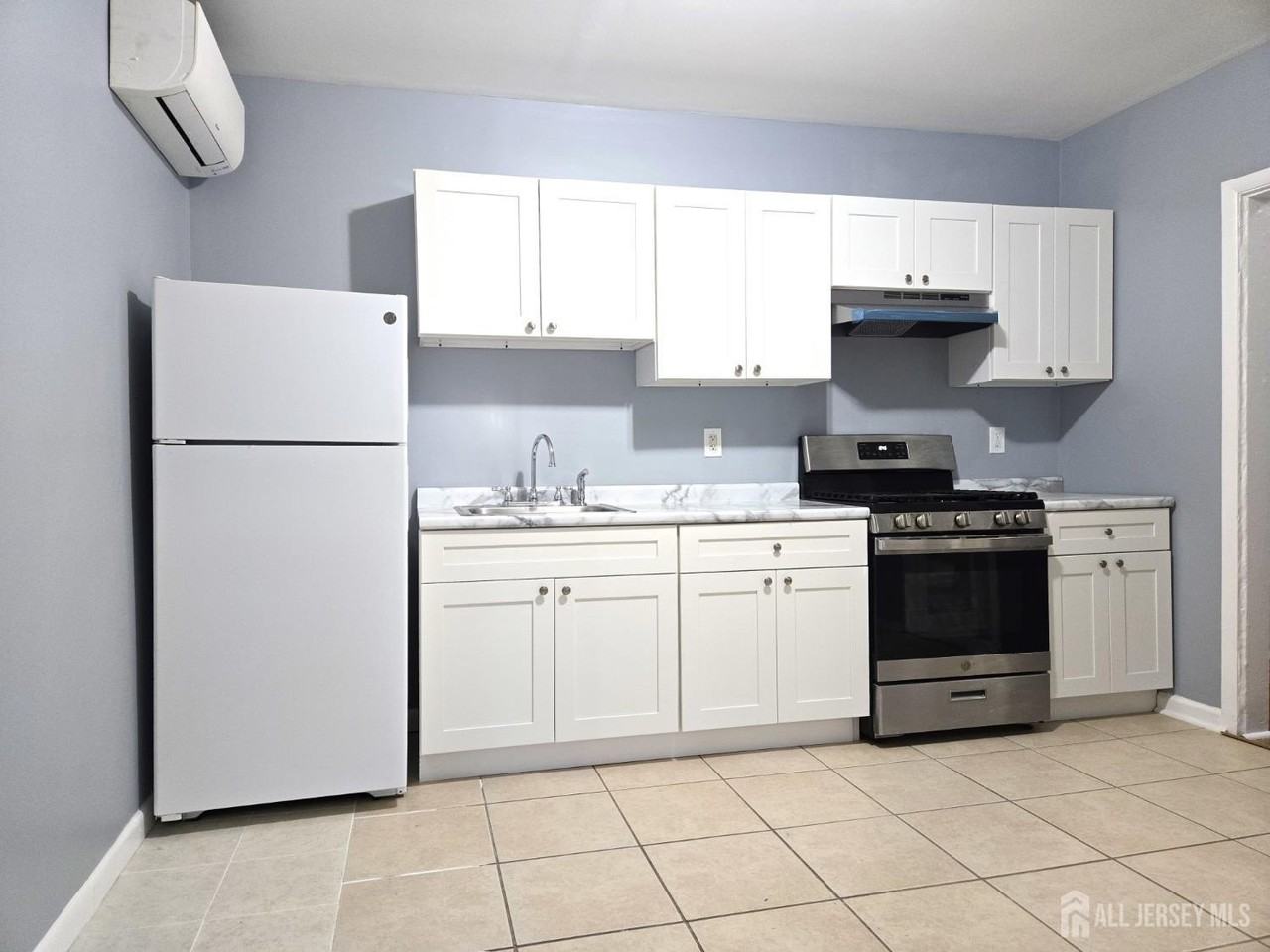 314 Seaman St #1 - Photo 6 of 6