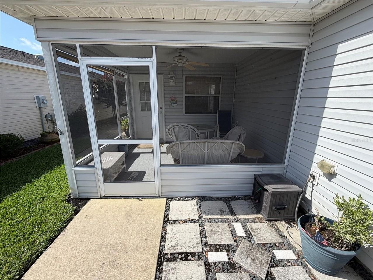 2318 Oak Bend Pl - Photo 5 of 23