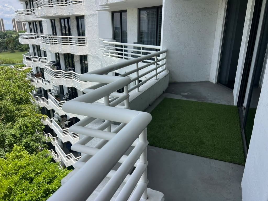 3300 Northeast 192 Street - 803Apt 803 #803 - Photo 4 of 27