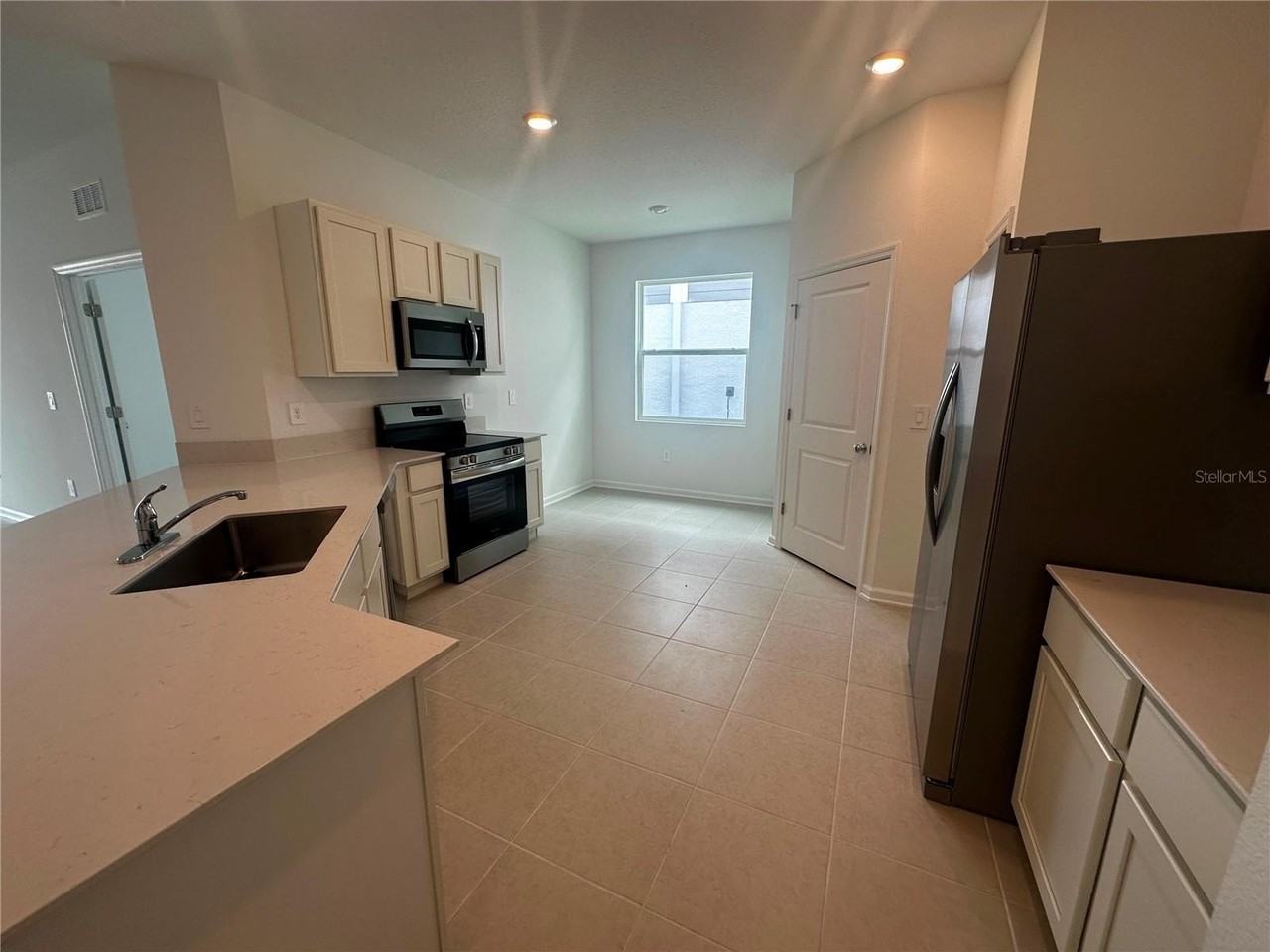 3216 Alpine Way - Photo 5 of 27