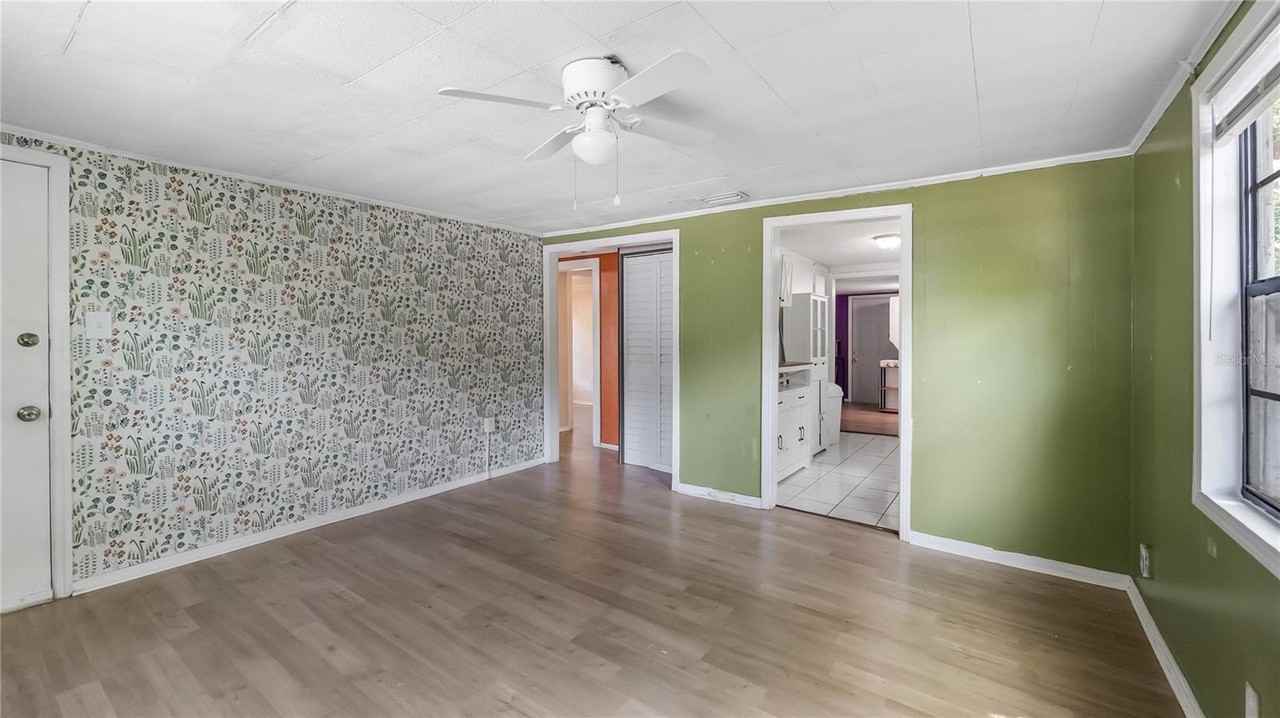 2201 Dolarway St - Photo 2 of 23