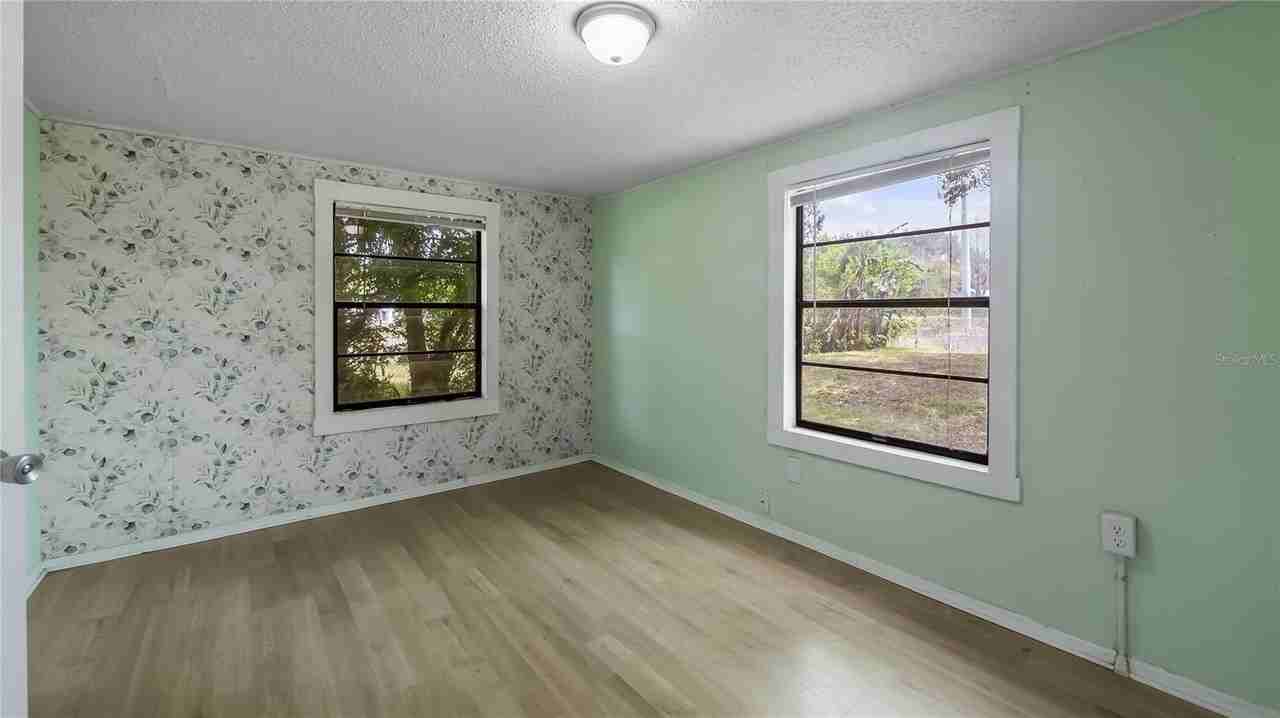 2201 Dolarway St - Photo 4 of 23