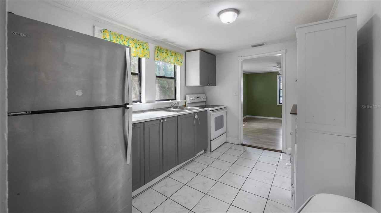 2201 Dolarway St - Photo 5 of 23
