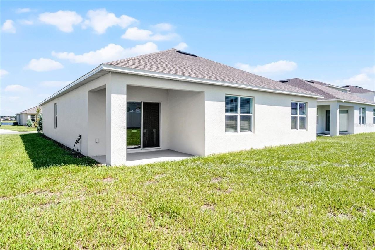 1340 Daisy Field Dr - Photo 3 of 20