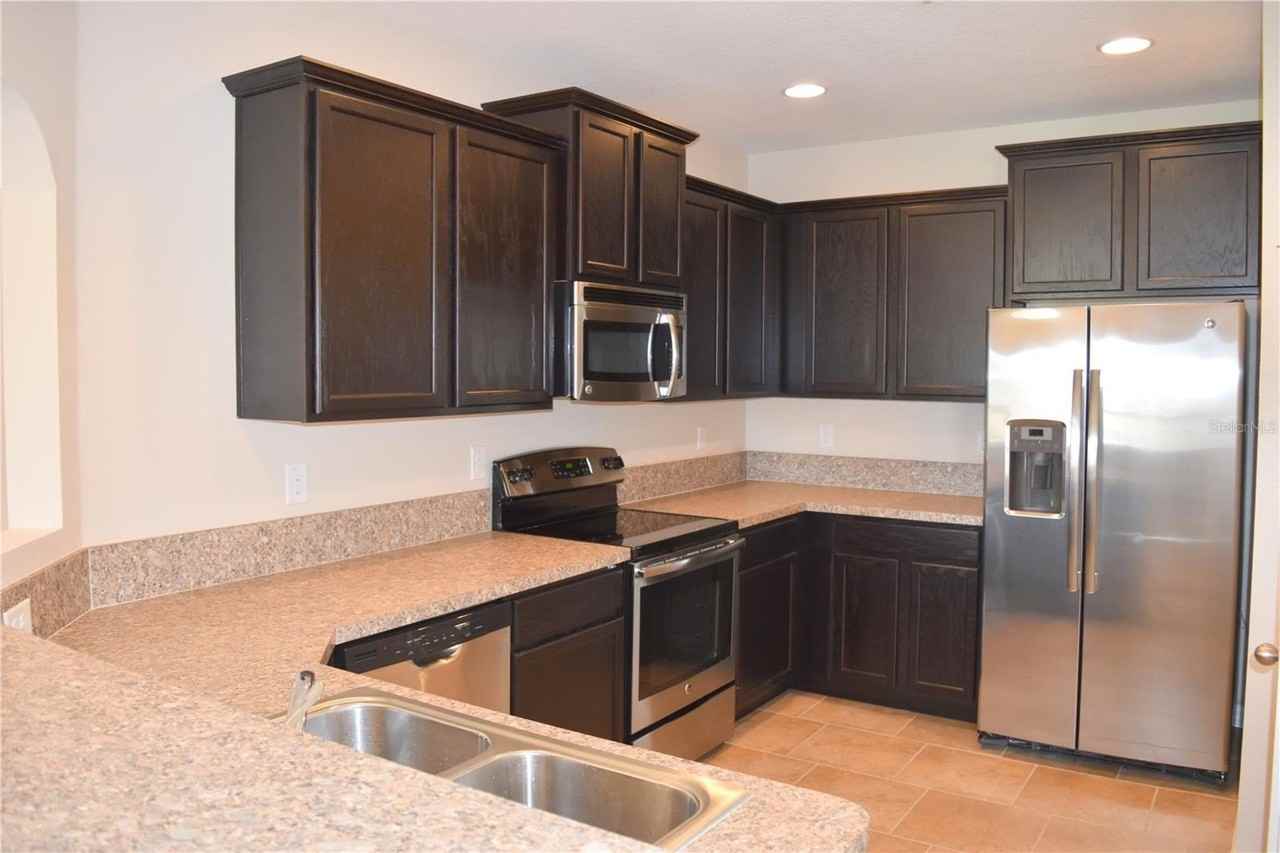 2116 Betsy Ross Ln #2116 - Photo 3 of 13