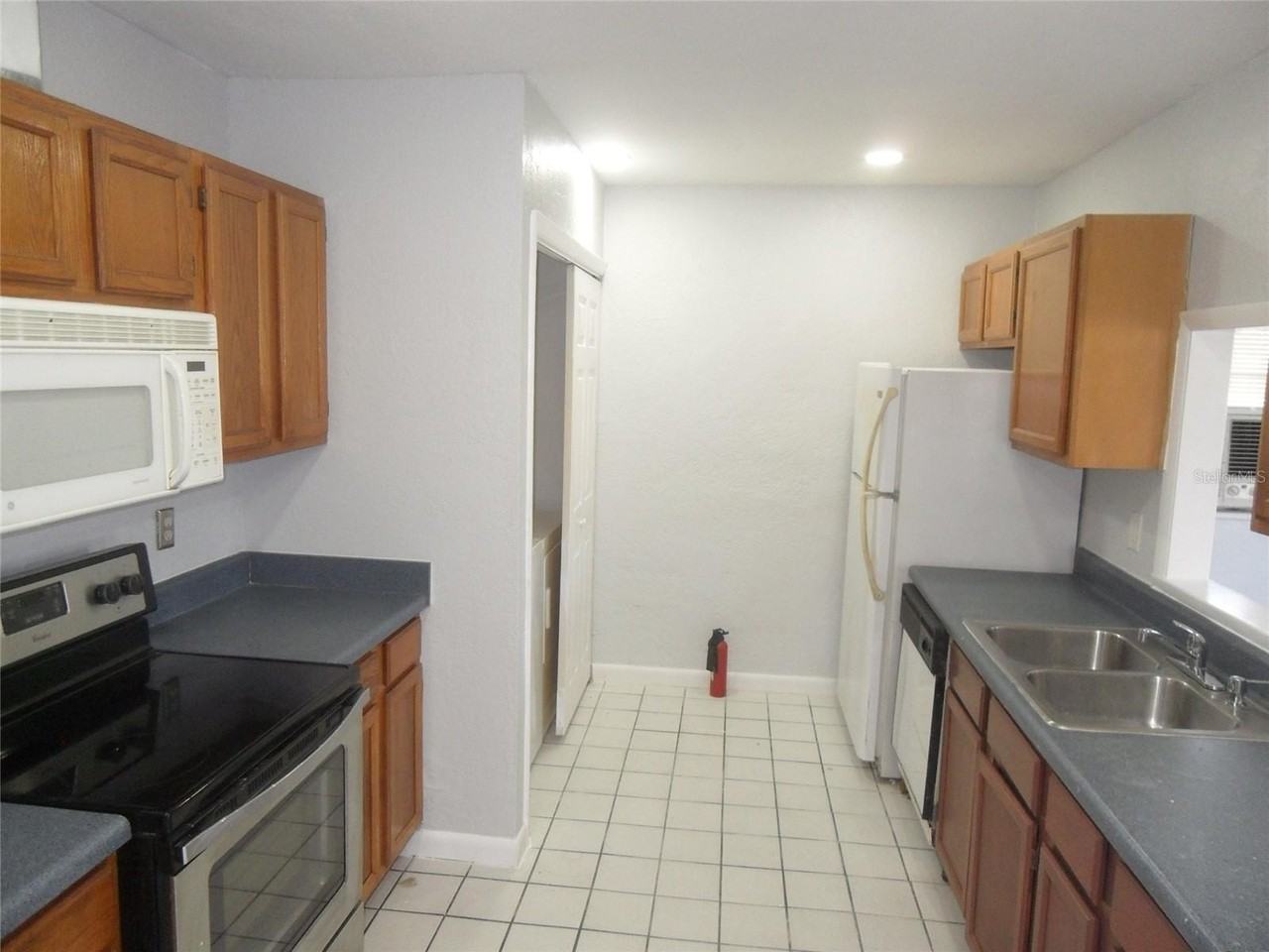 5301 Andrus Ave - Photo 4 of 15