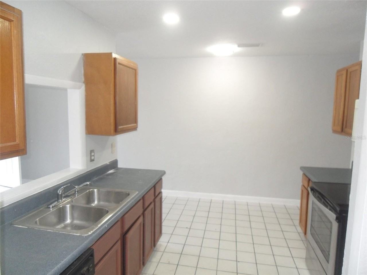 5301 Andrus Ave - Photo 5 of 15