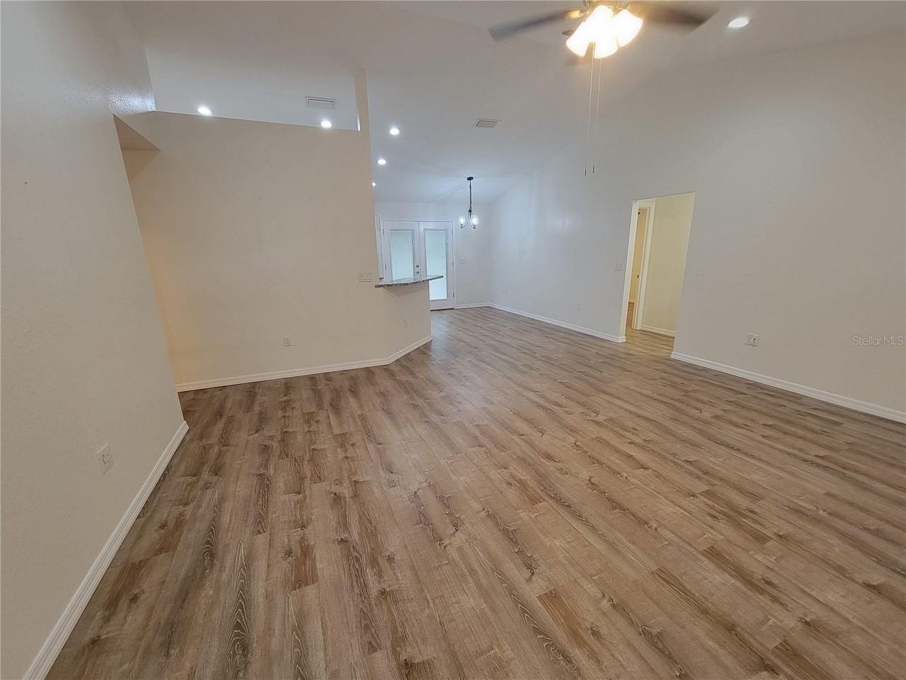 8783 Se 157th Pl - Photo 3 of 10