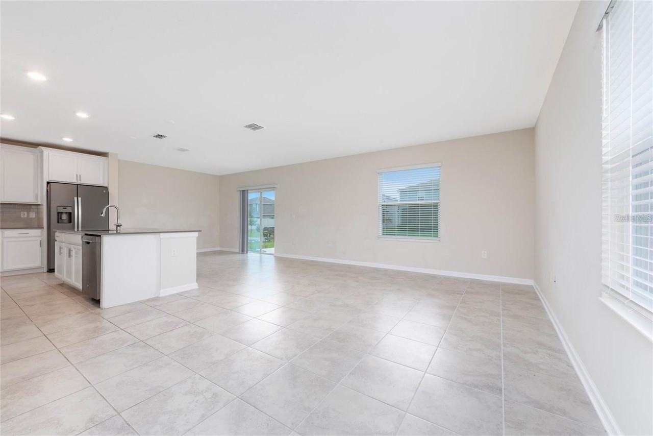 2843 Alder Berry Blvd - Photo 3 of 25