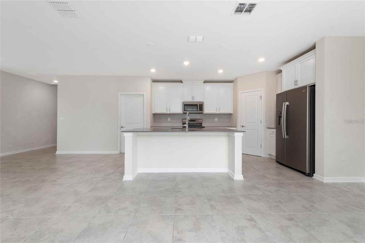 2843 Alder Berry Blvd - Photo 5 of 25