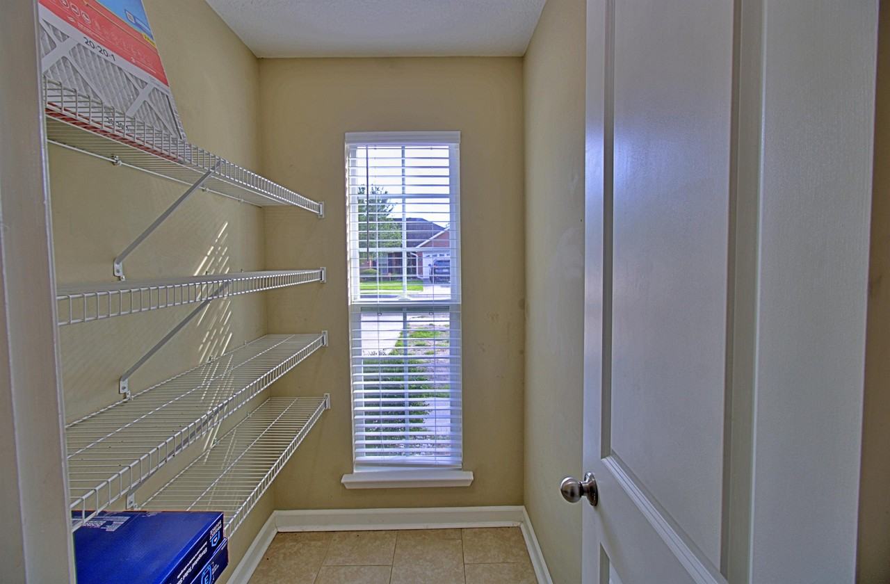119 Grandview Dr #1 - Photo 7 of 23
