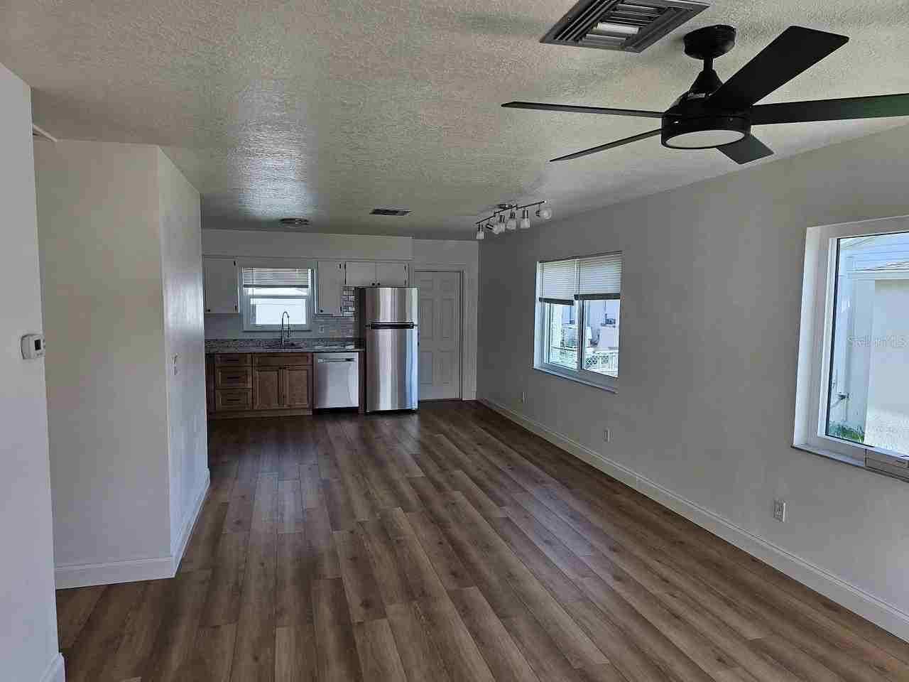 175 174th Terrace Dr E #2 - Photo 3 of 24