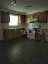 230 Monroe Ave - Photo 4 of 7