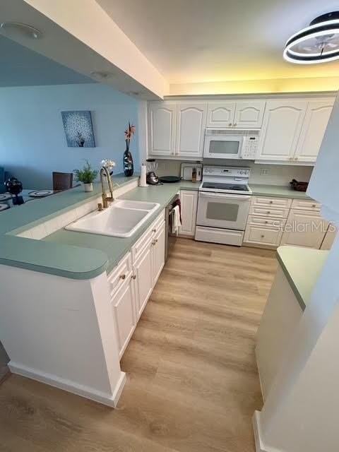 865 S Gulfview Blvd #202 - Photo 5 of 21