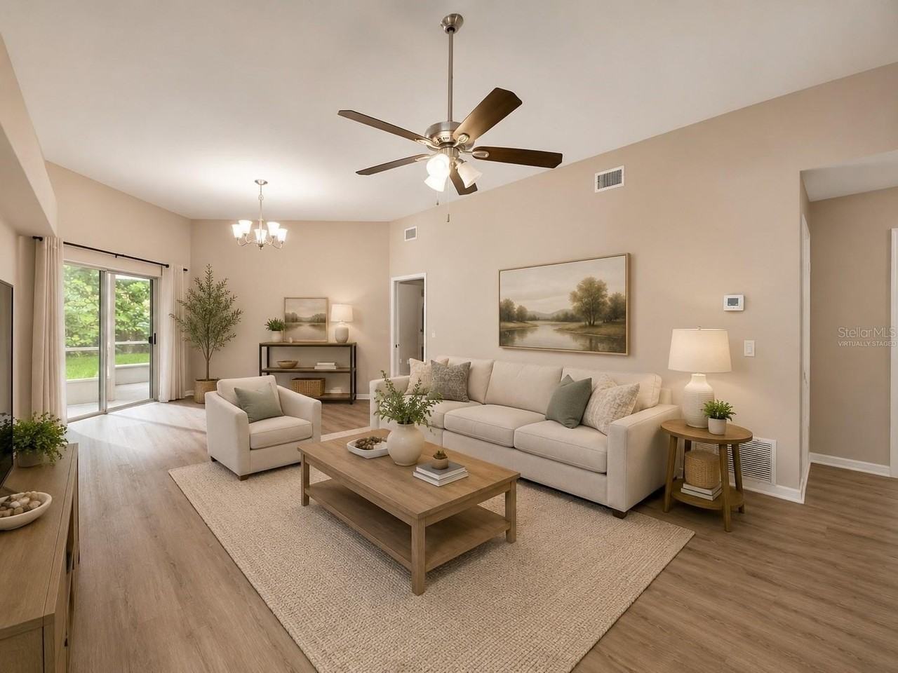 28427 Sunvale Pl - Photo 4 of 14