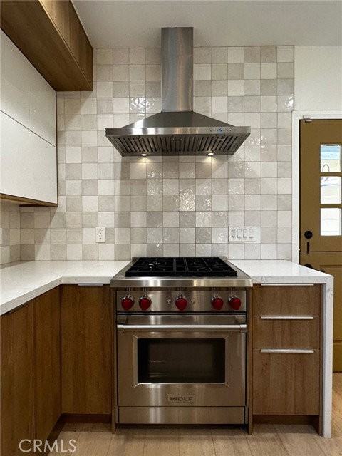 448 Linwood Ave - Photo 2 of 8