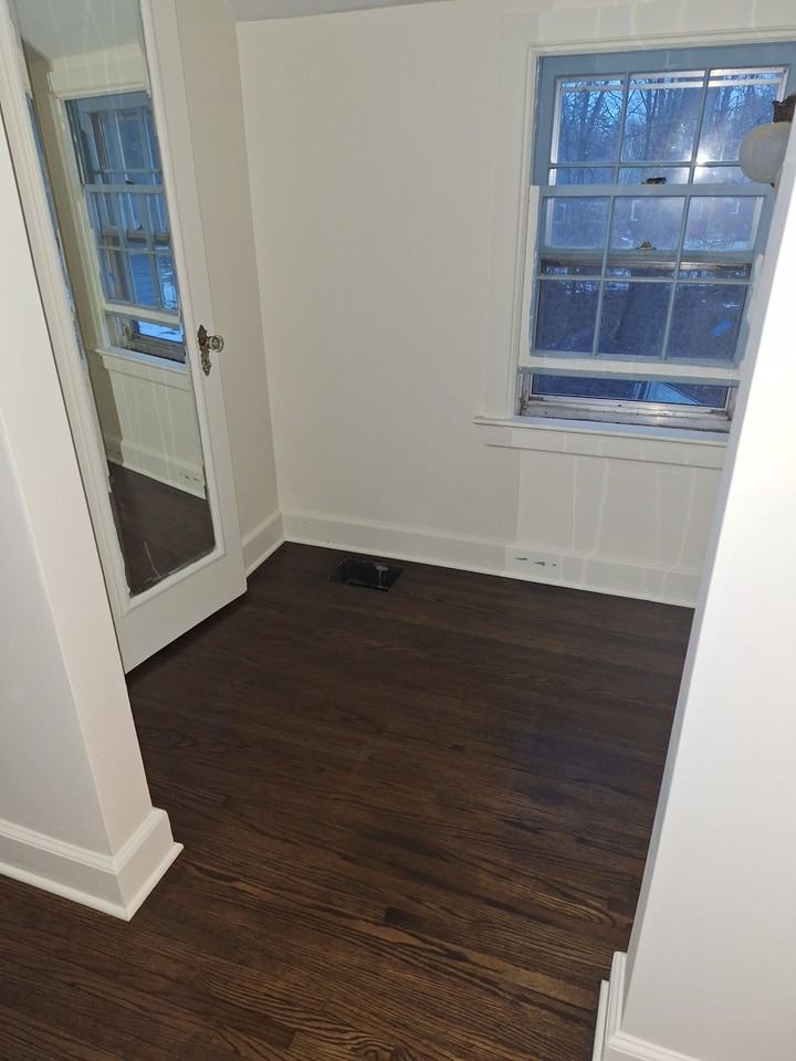 71 Brook Rd #1 - Photo 3 of 23