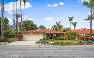 featured image of 1557 Granvia Altamira