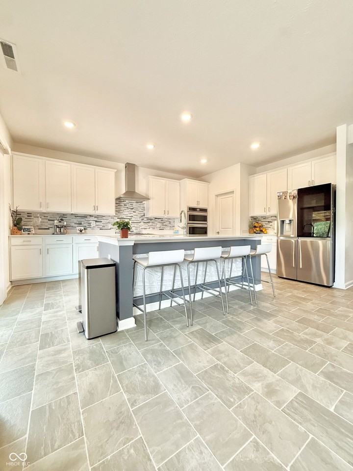 7786 Garnet Ave - Photo 7 of 23