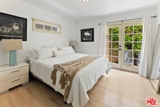 708 Westbourne Dr - Photo 3 of 8