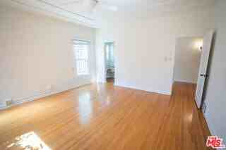 1210 S La Jolla Ave - Photo 5 of 8