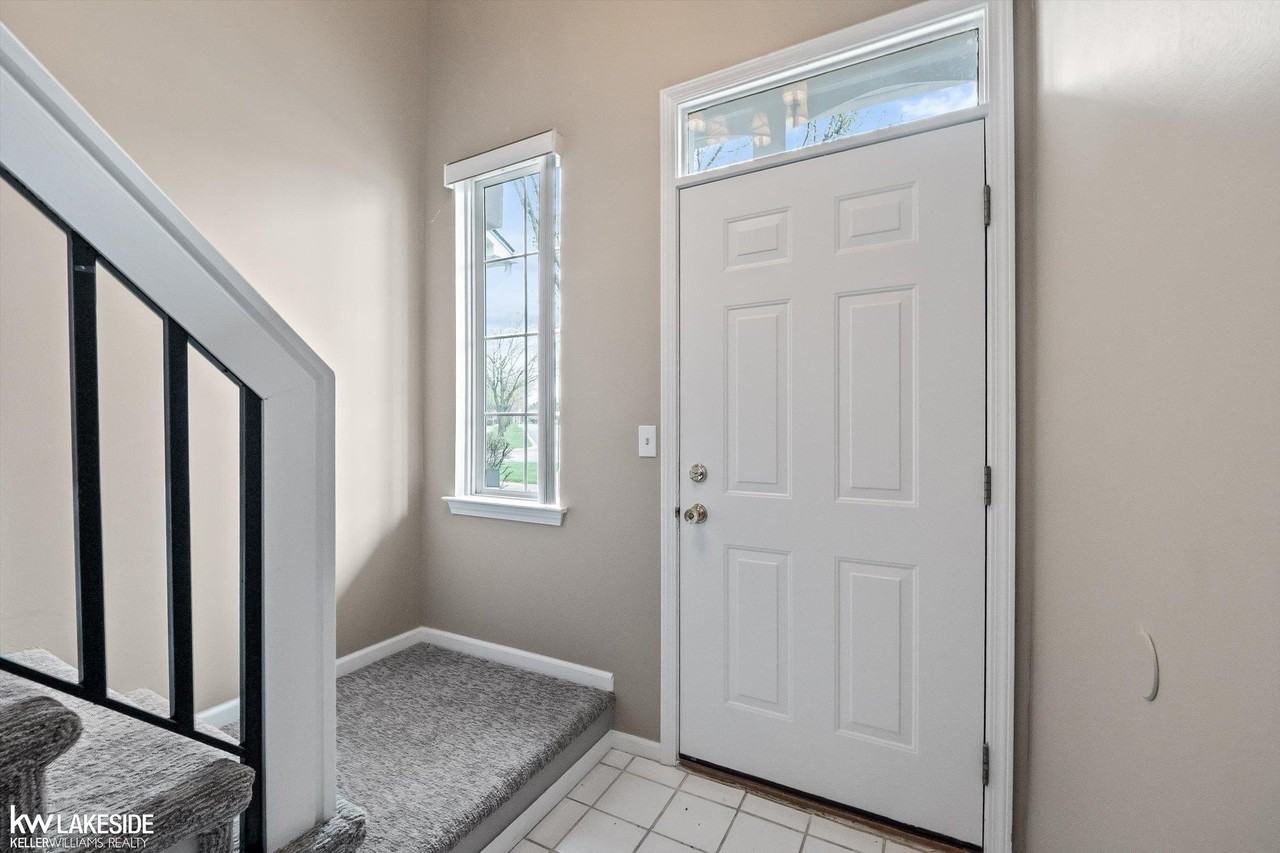 56429 Scotland Blvd - Photo 4 of 31