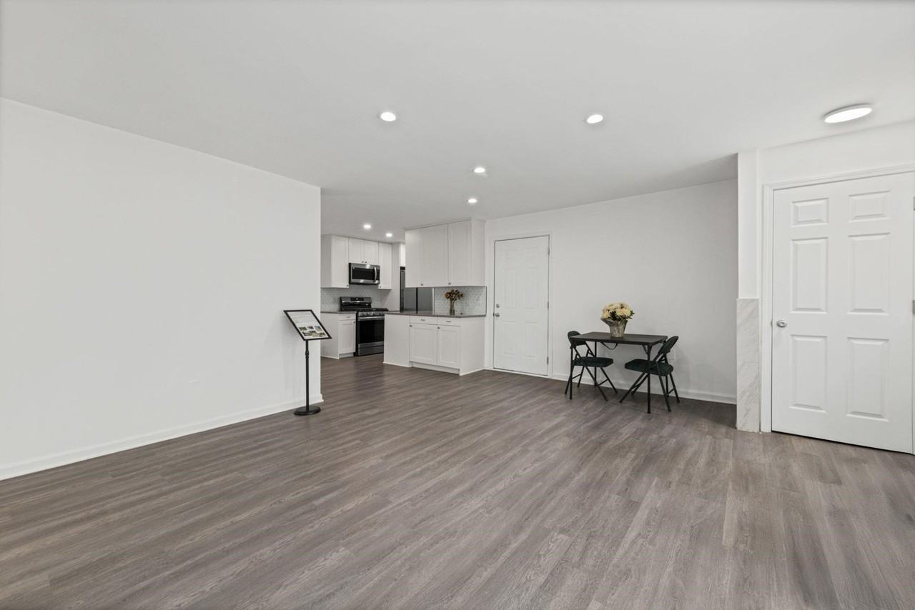 6777 Dandison Blvd - Photo 7 of 50