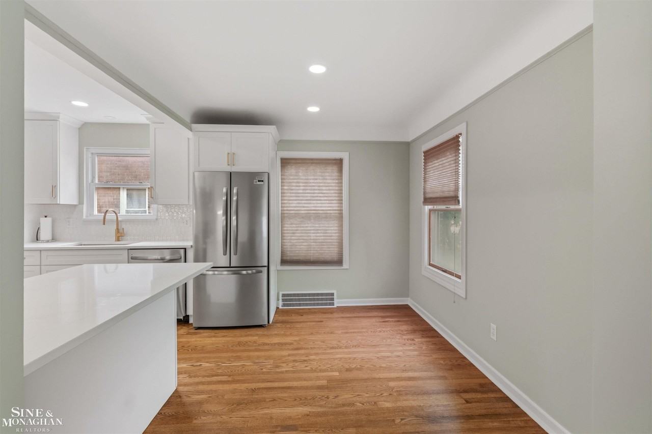 1602 Anita Ave - Photo 7 of 37