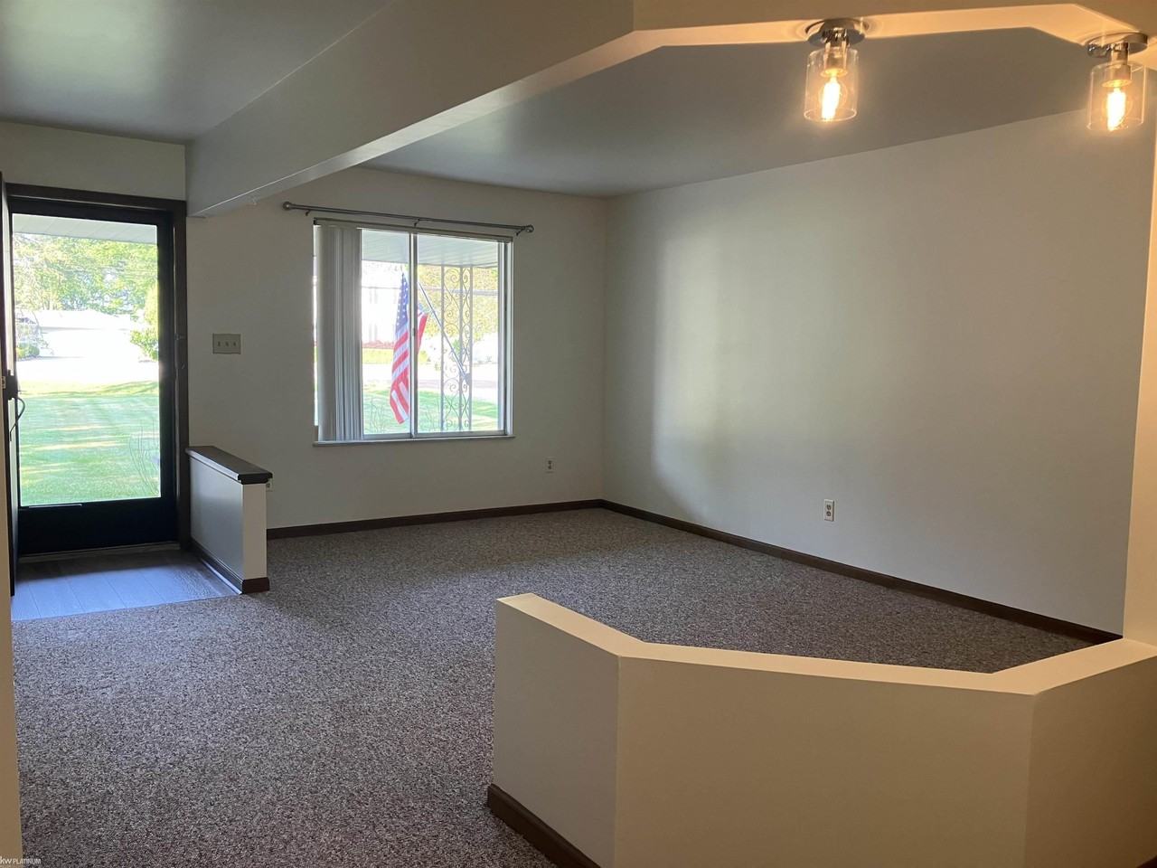32845 Sutton Rd - Photo 4 of 20