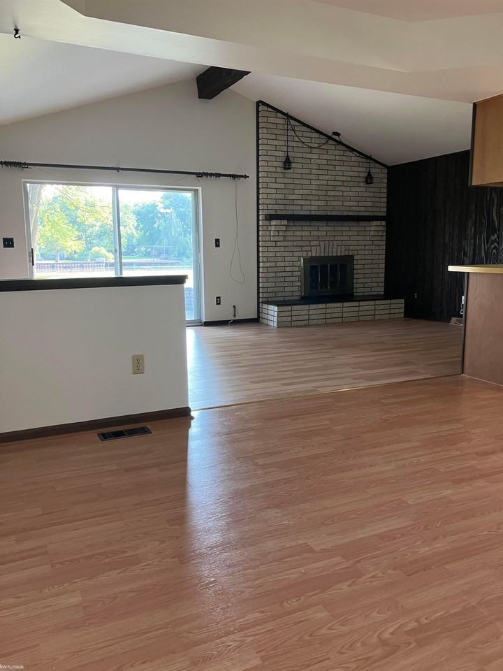 32845 Sutton Rd - Photo 5 of 20