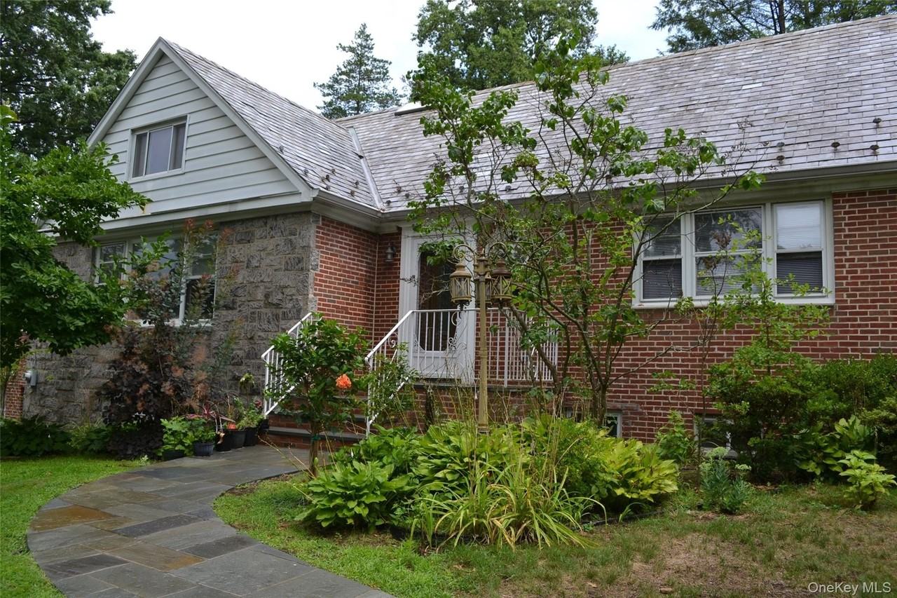 622 James St - Photo 2 of 23