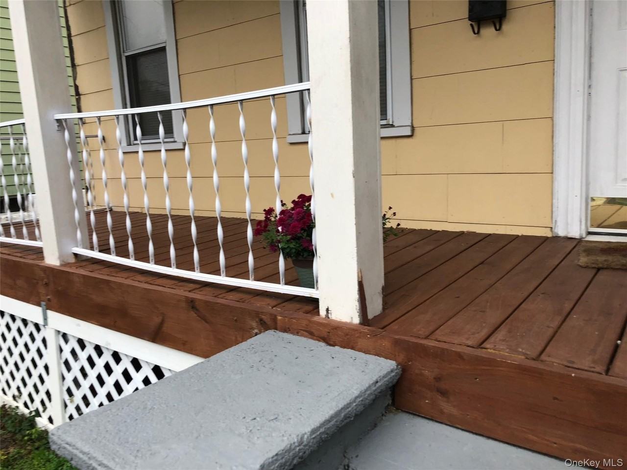 43 Broad St #2 - Photo 2 of 11