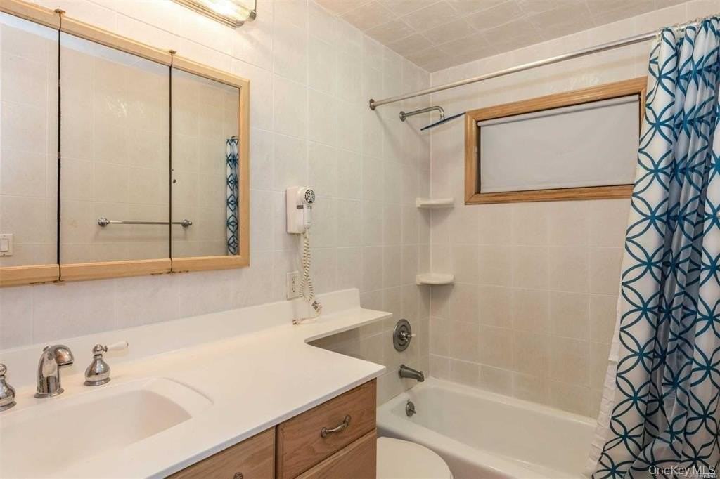 18 Tarpon Rd - Photo 4 of 11