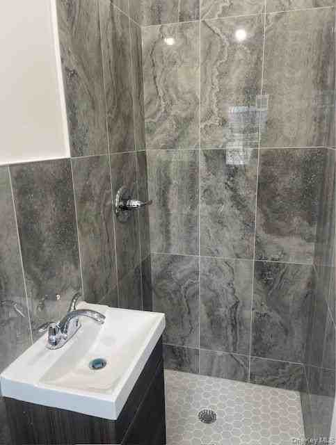 14347 229th St #2FL - Photo 5 of 5
