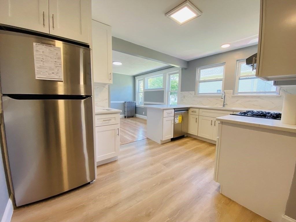152 Fayette St #1L - Photo 4 of 11