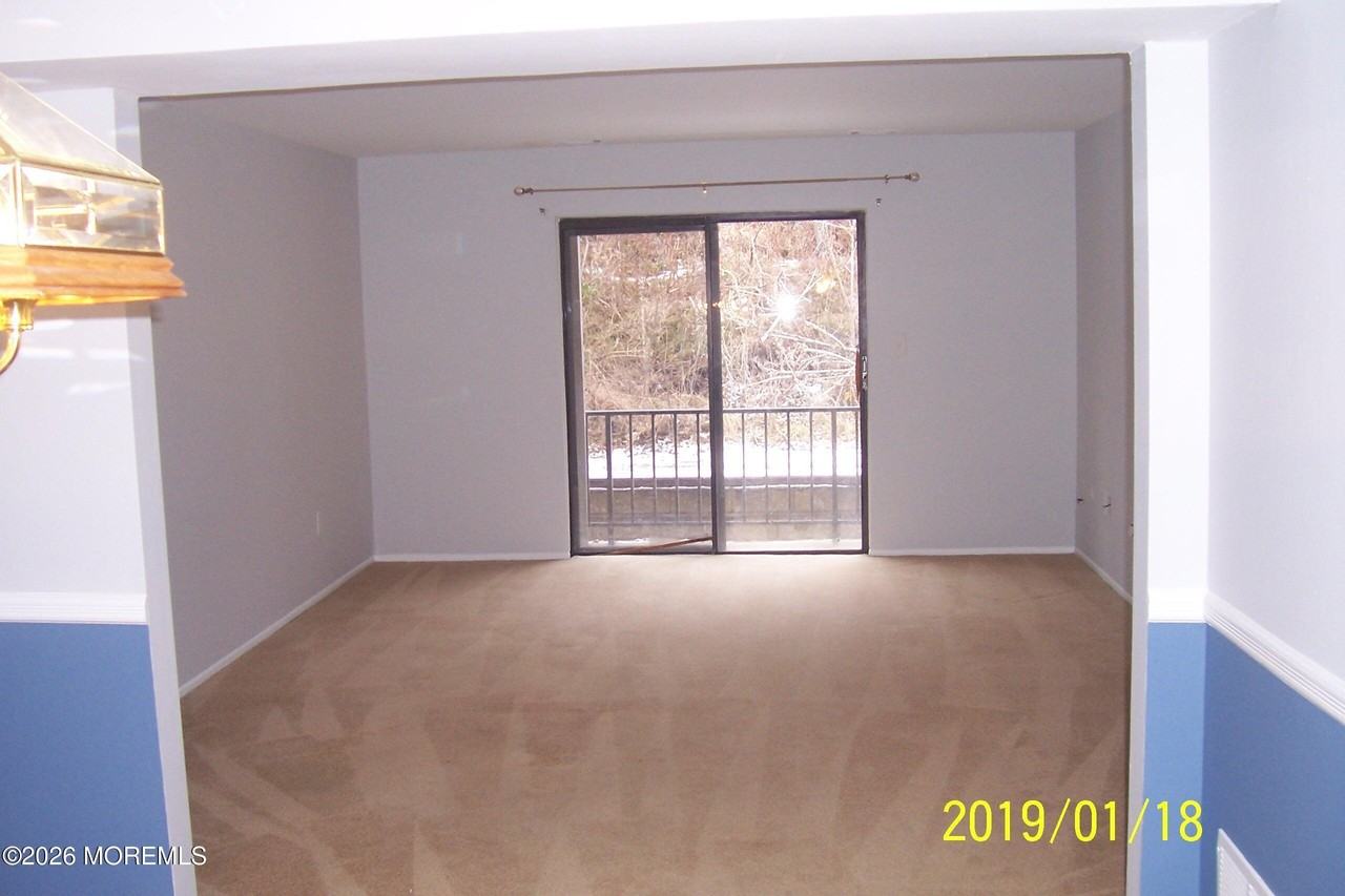 2002 Silver Ct #2002 - Photo 3 of 5