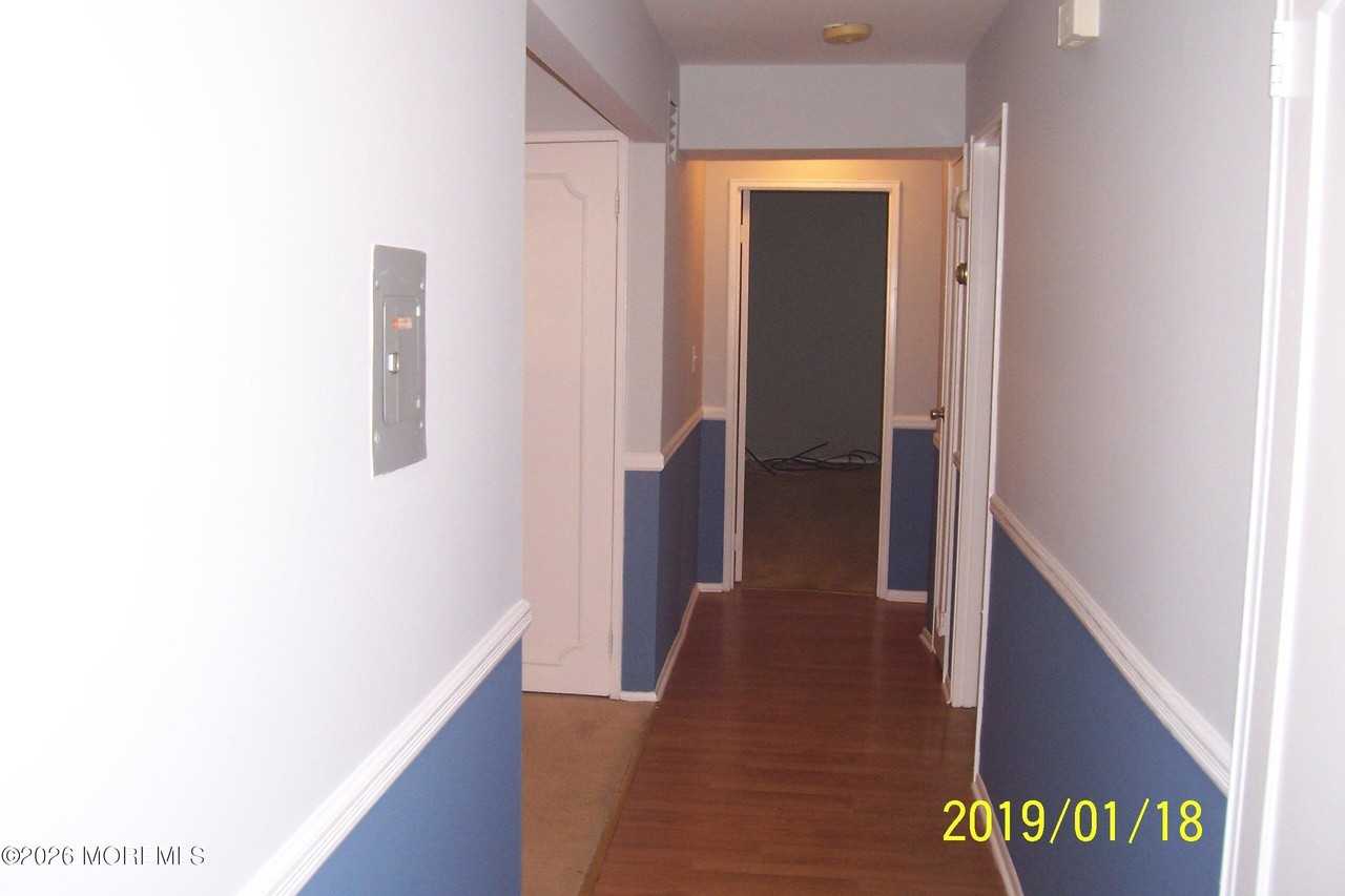 2002 Silver Ct #2002 - Photo 5 of 5