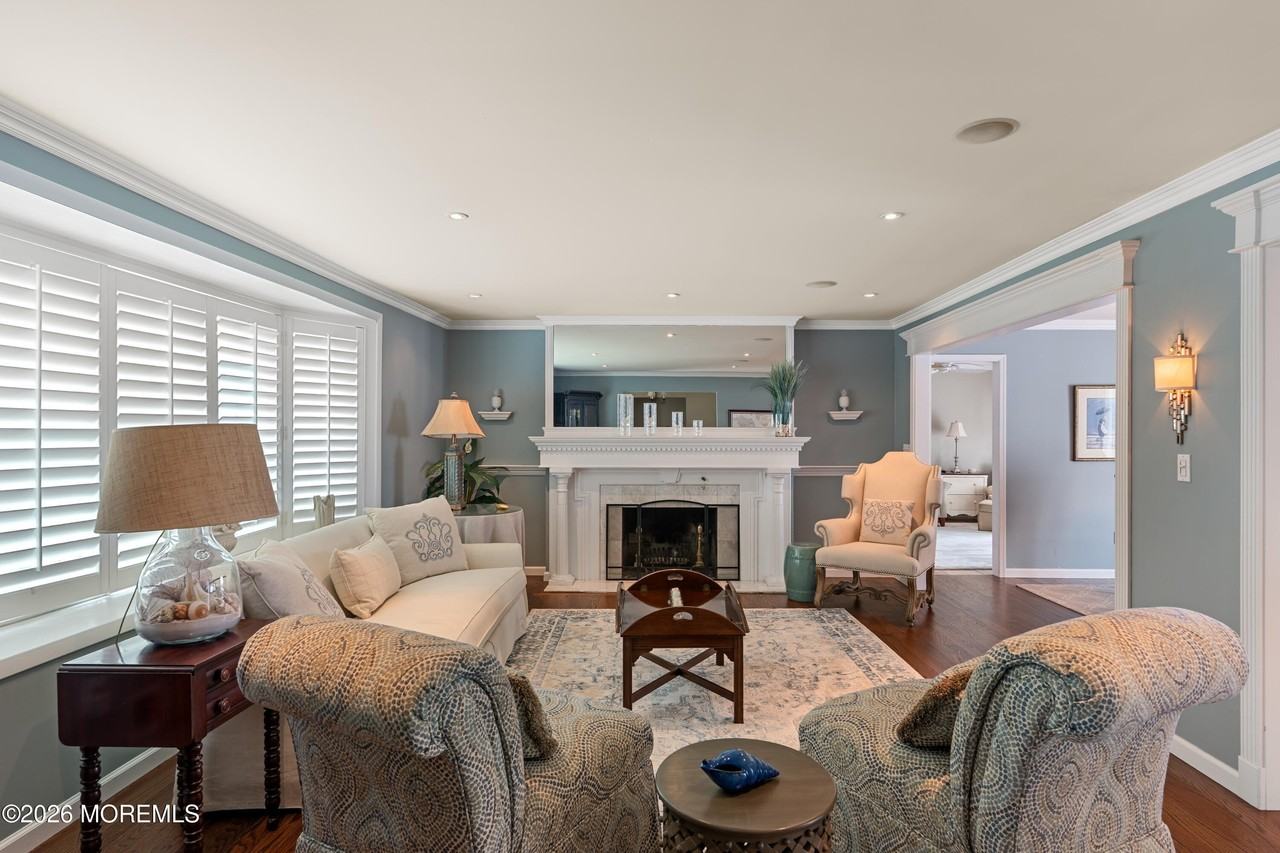 12 Lori Rd - Photo 5 of 28