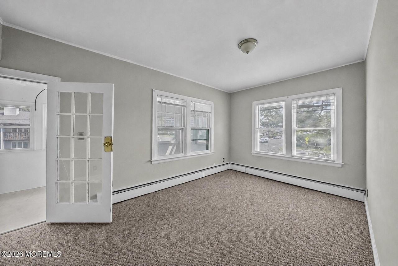 42 Cottage Pl #2ndFL - Photo 6 of 16