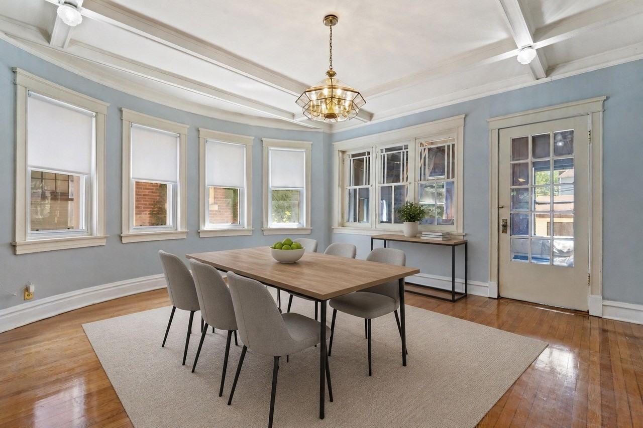 2051 E 72nd Pl - Photo 5 of 18
