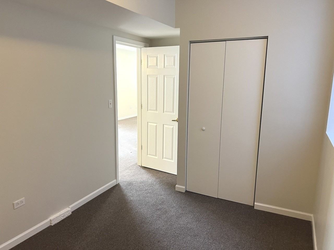 4822 W Berteau Ave #G - Photo 4 of 12