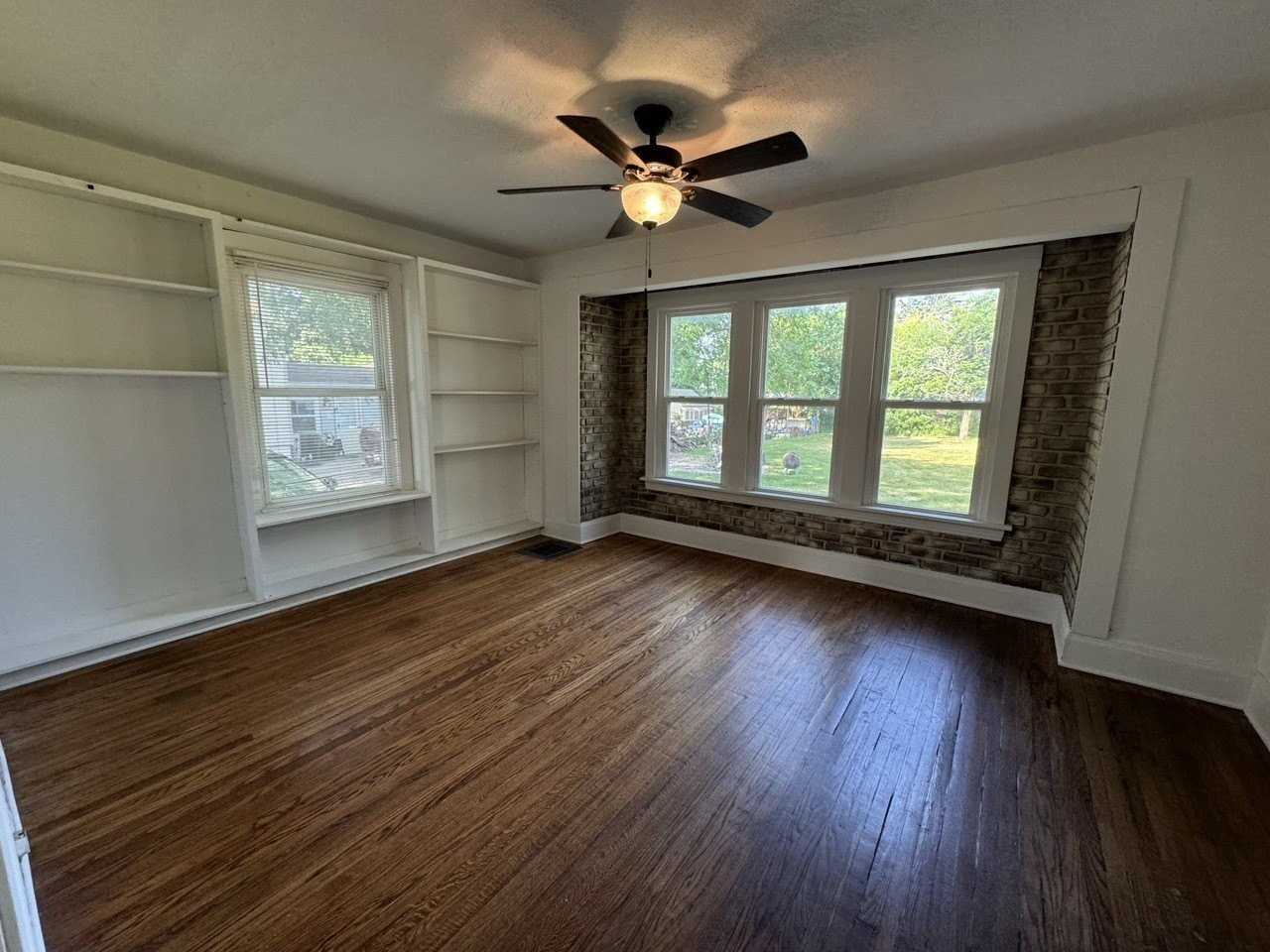 440 Ingalton Ave #1 - Photo 3 of 10