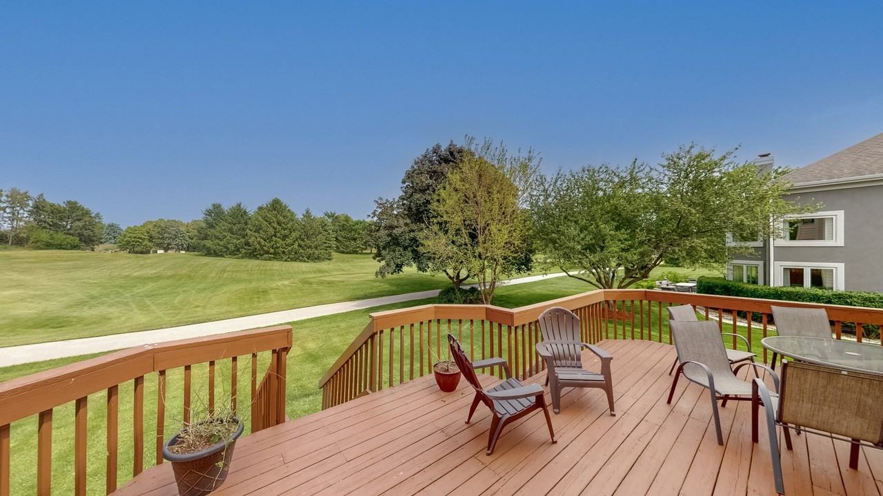 2361 Legacy Dr - Photo 2 of 25