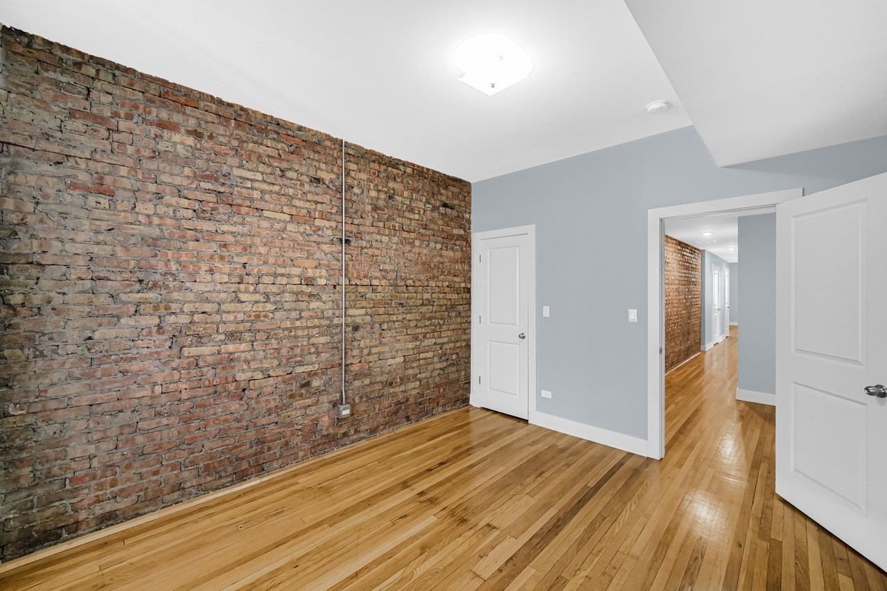 6022 S Eberhart Ave #2N - Photo 6 of 26