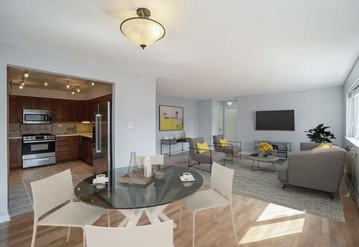 930 Ontario St #4F - Photo 2 of 10