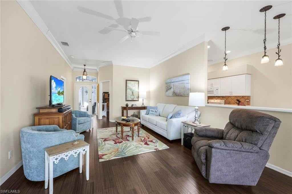 26409 Clarkston Dr - Photo 4 of 18