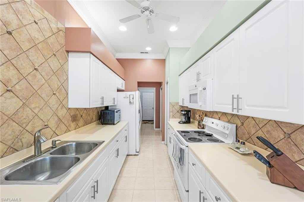 26409 Clarkston Dr - Photo 7 of 18