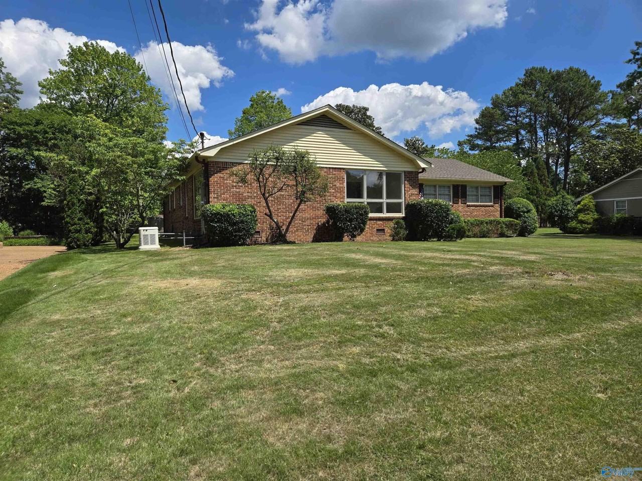 7811 Haven St Se - Photo 2 of 37