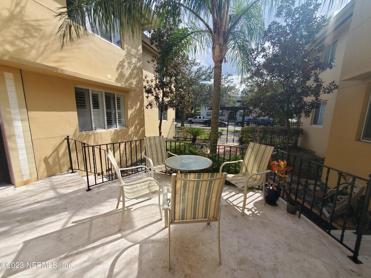 2159 Riverside Ave #1 - Photo 2 of 29